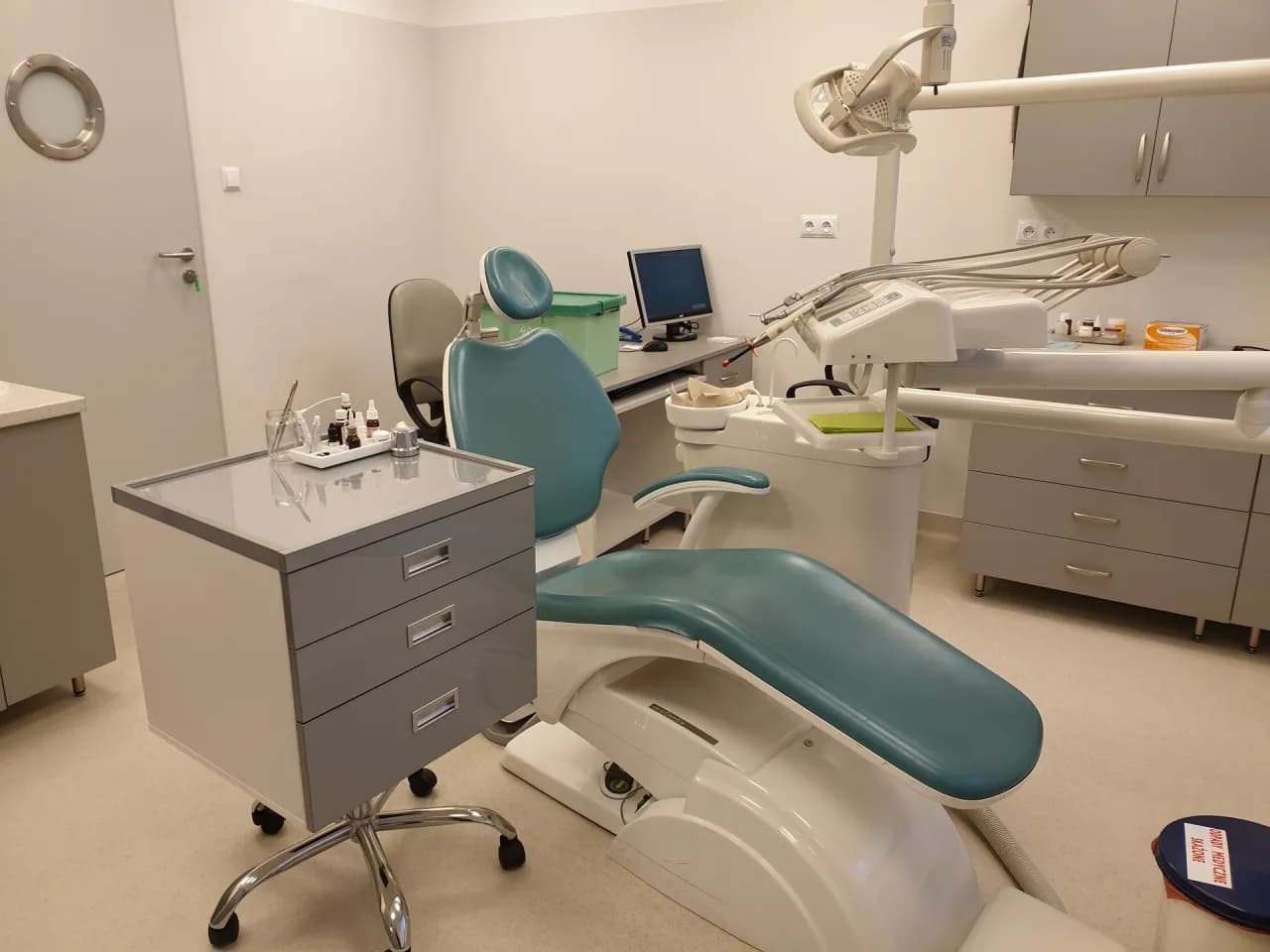 Czy w szpitalu jest dentysta? Sprawdź dostępność usług stomatologicznych Czy w szpitalu jest dentysta? Sprawdź dostępność usług stomatologicznych